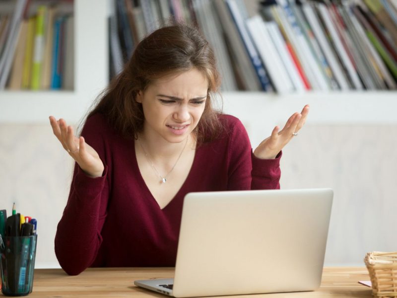 3 Best Tips to Follow When Social Media is Down (and ways to prevent it from affecting your business)